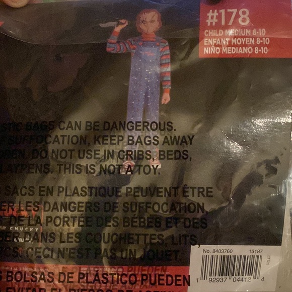 I’m selling Chucky costume or son got it for Halloween too small - Picture 2 of 4